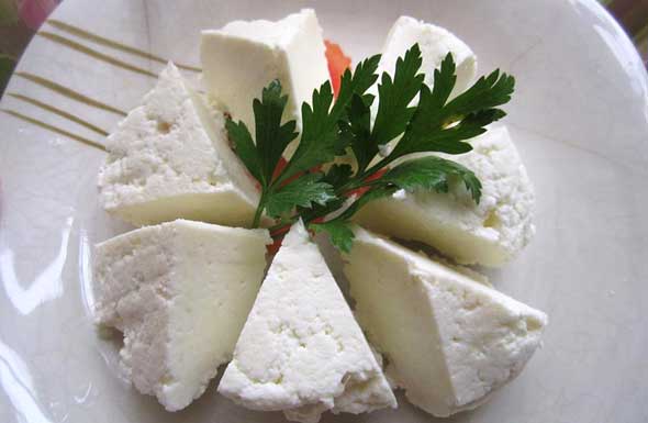 Evde Peynir Yapımı Tarifi - 1
