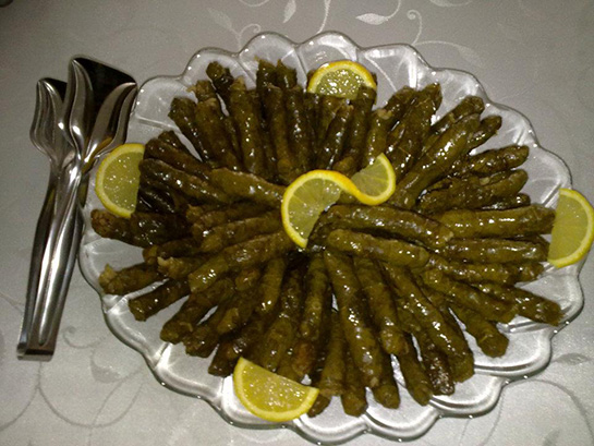 Zeytinyağlı Yaprak Sarma Tarifi - 9
