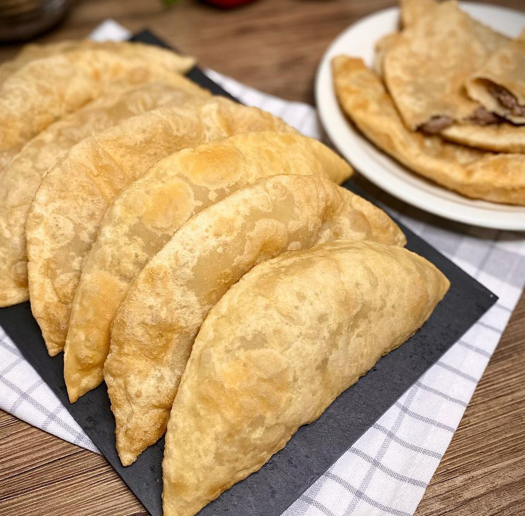 Köy Usulü Çiğ Börek Tarifi	 - 1