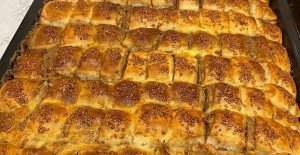 Haşhaşlı Peksimet Börek Tarifi