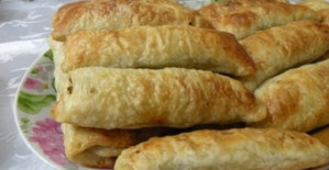 Kıymalı Mercimekli Börek Tarifi