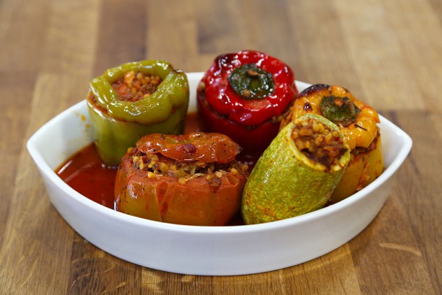Fırında Kapya Biber ve Kabak Dolması Tarifi  - 1