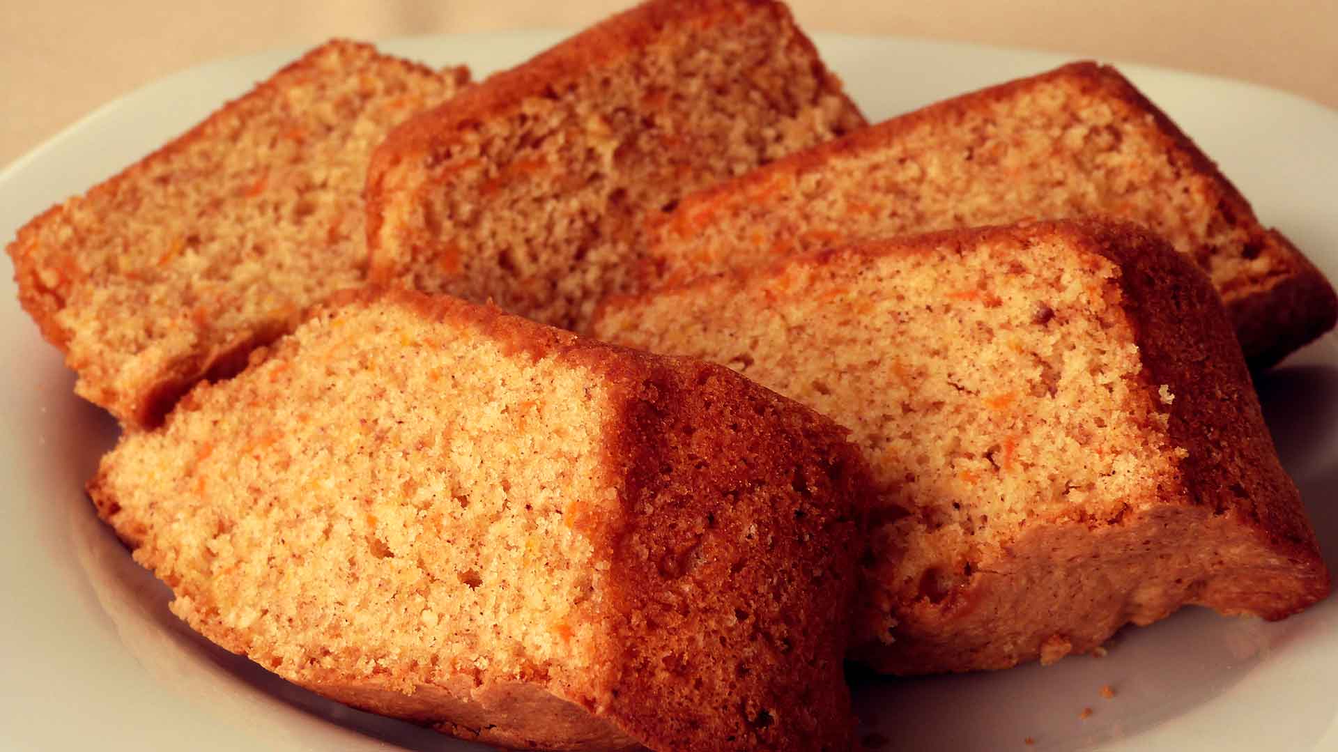Havuçlu Tarçınlı Fındıklı Kek Tarifi - 3