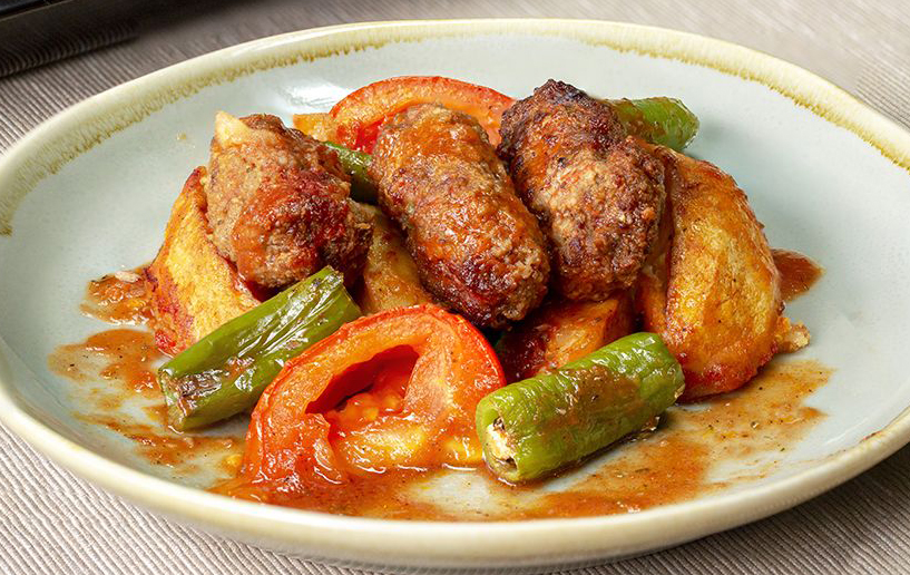 Tepside Lokanta Usulü İzmir Köfte Tarifi - 1