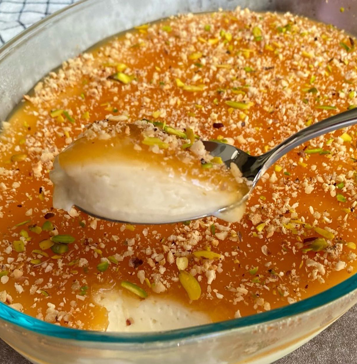 Karamel Soslu Kaşık Tatlısı Tarifi - 2