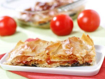 Maden Sulu Patlıcanlı Börek Tarifi - 2