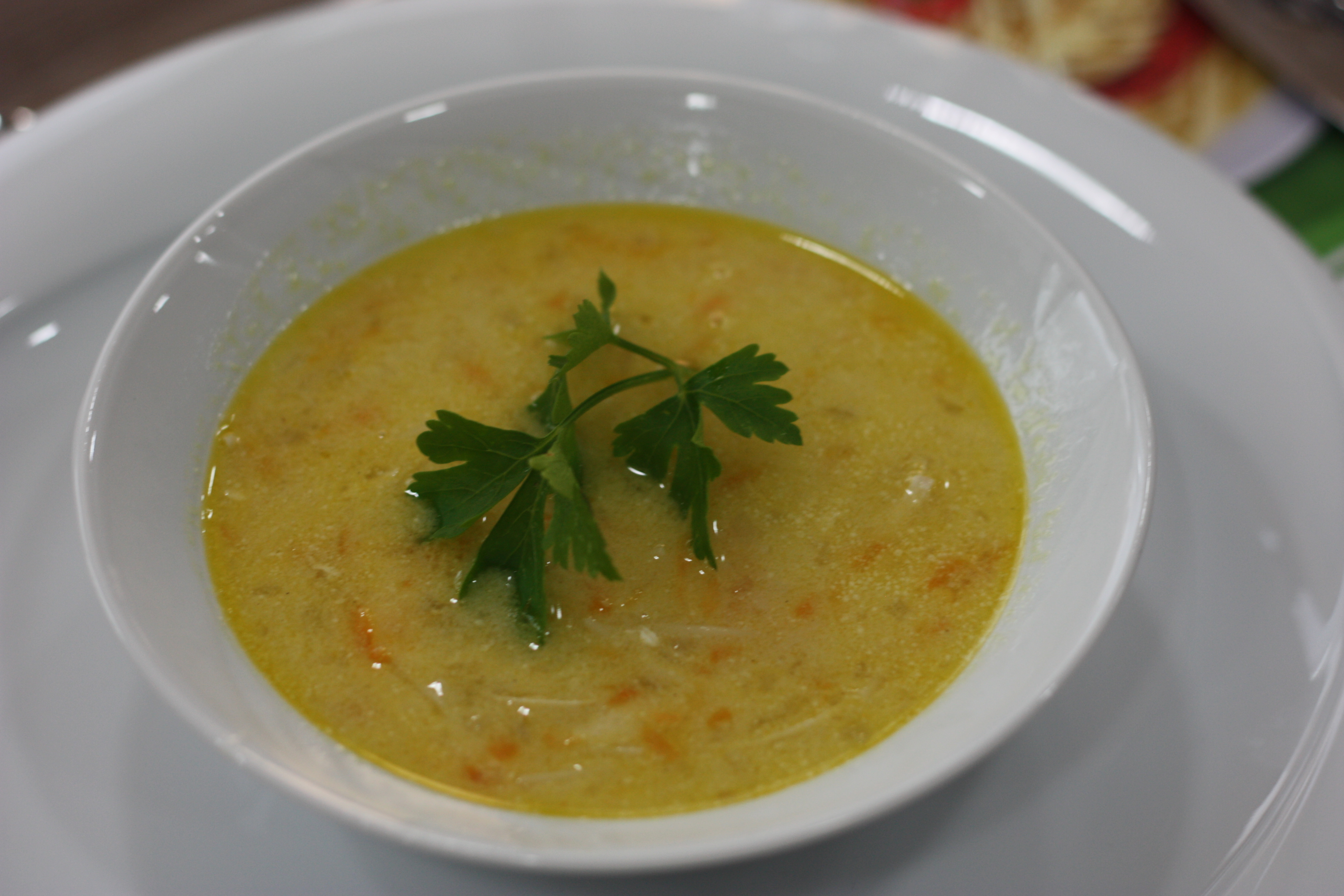 Tavuk Suyu Çorbası Tarifi - 1